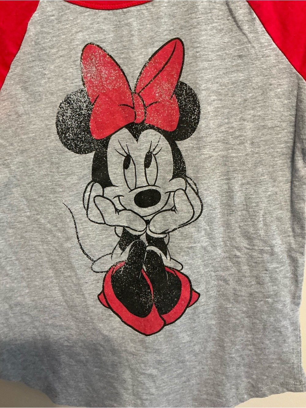 Disney Minnie Mouse Graphic Tee – Size CH Small - Picture 4 of 5
